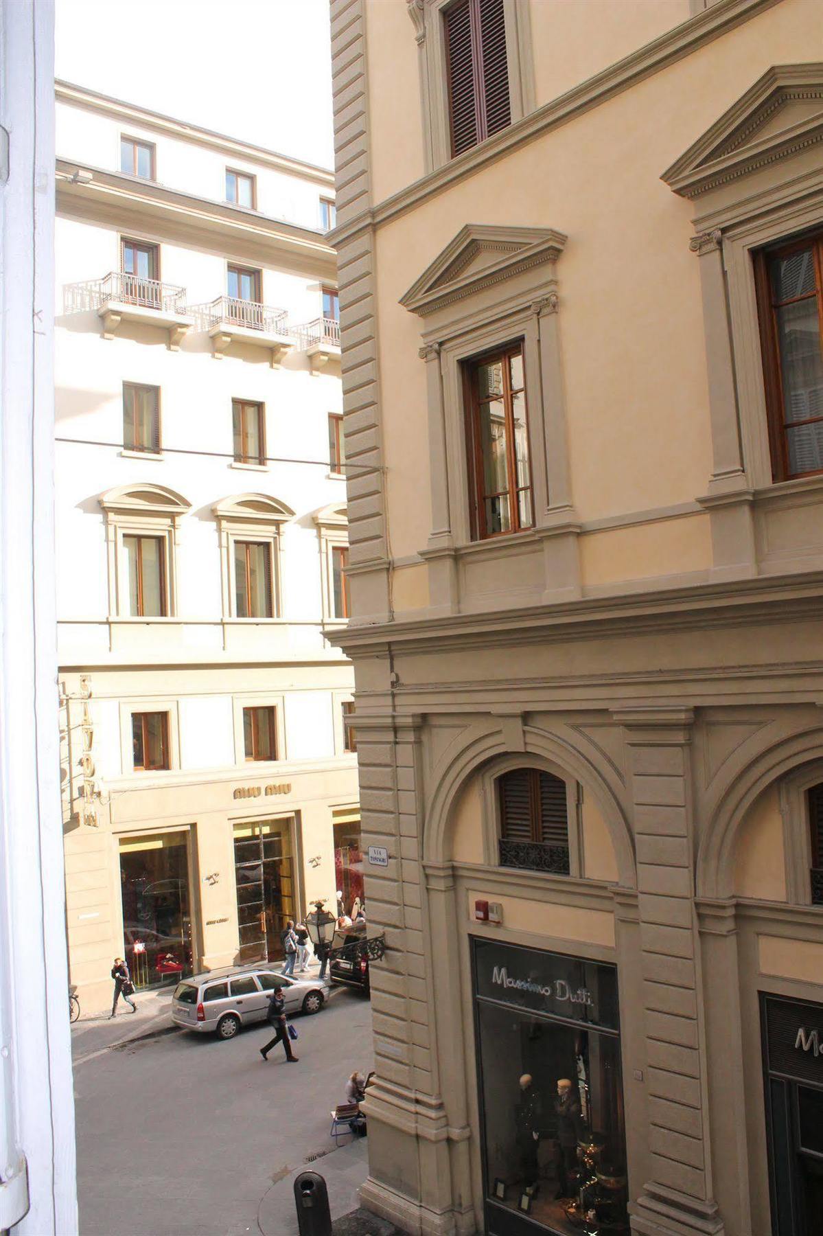 Via Roma Suites Florencia Exterior foto